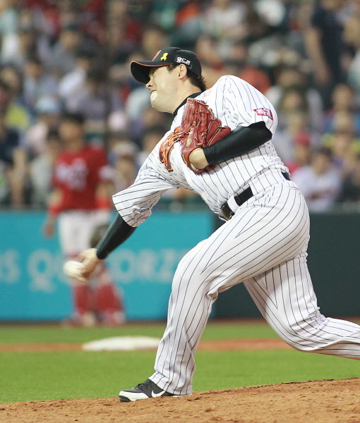 정대현선수의 역투